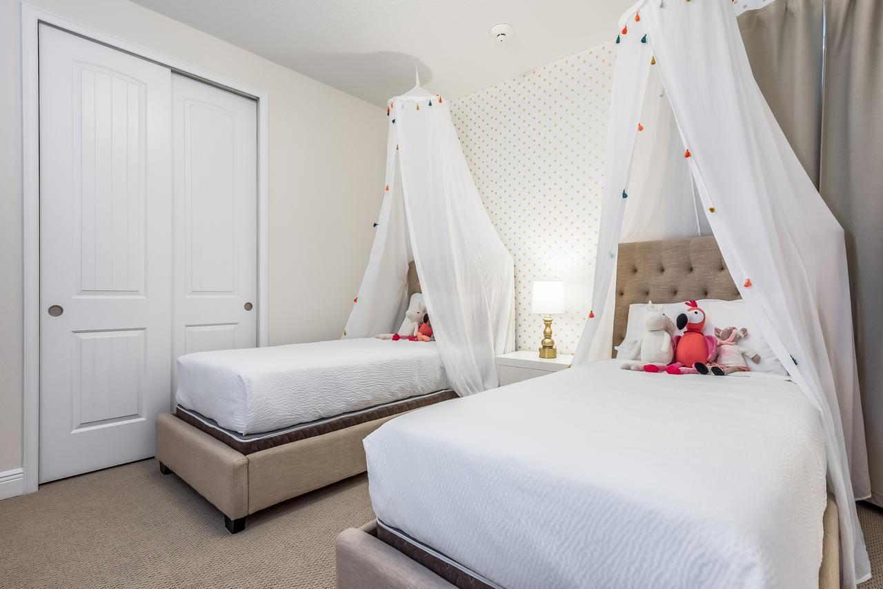 Exquisite Home With Media Room & Games Near Disney By Rentyl - 7600M Орландо Экстерьер фото